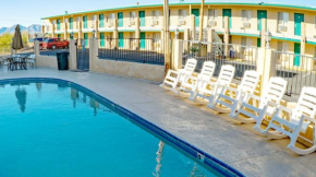Отель Windsor Inn Lake Havasu City  Лейк Хавасу Сити